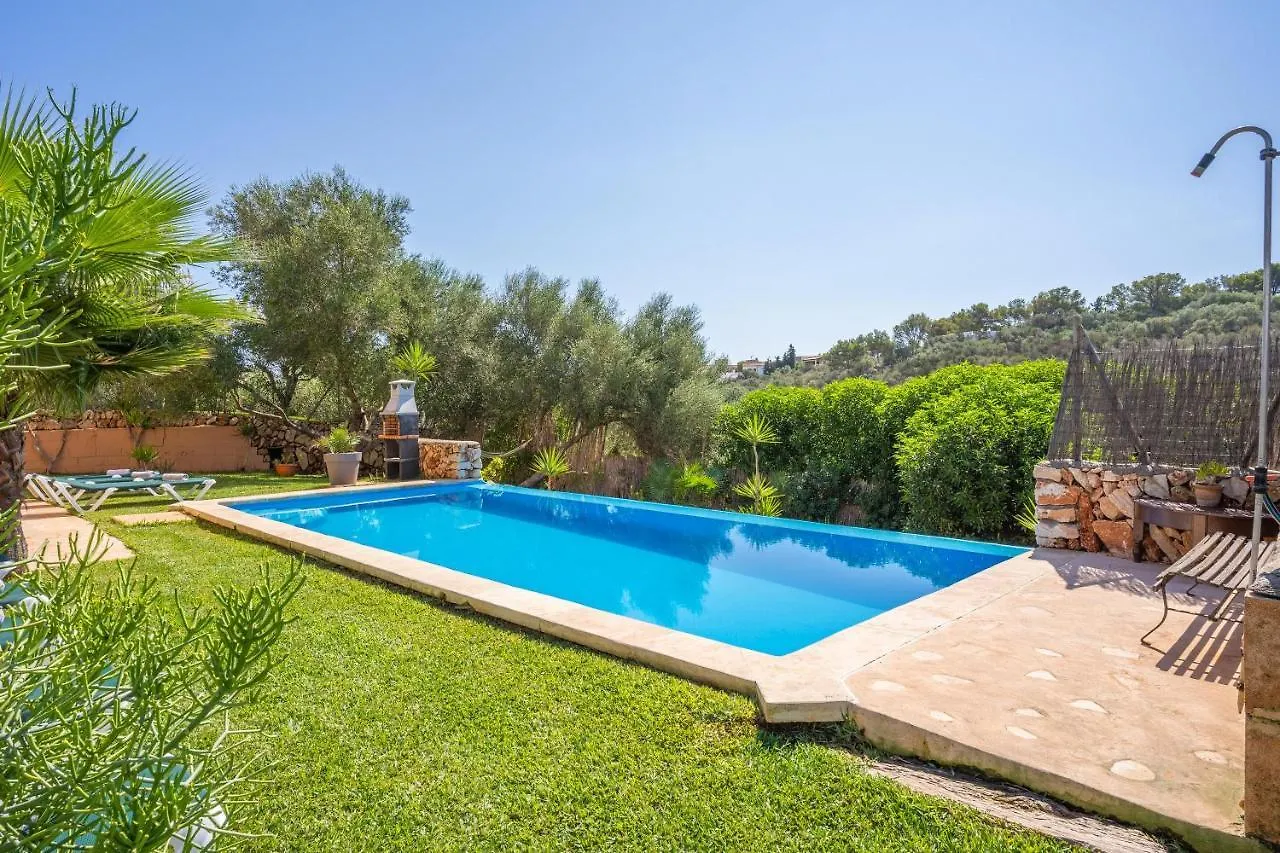 Villa Manuela Porto Petro  Holiday home